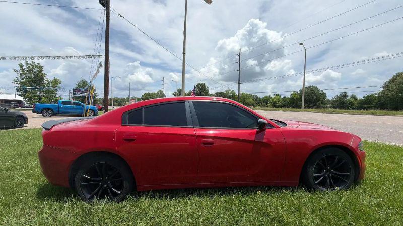2016 Dodge Charger SE