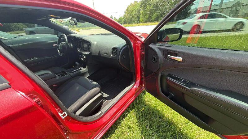 2016 Dodge Charger SE