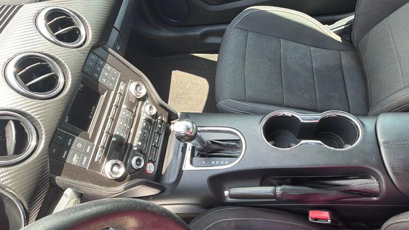 2016 Ford Mustang V6