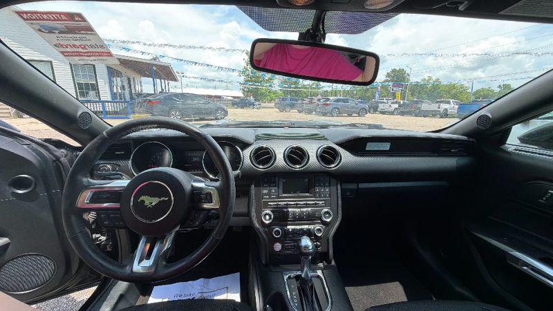 2016 Ford Mustang V6