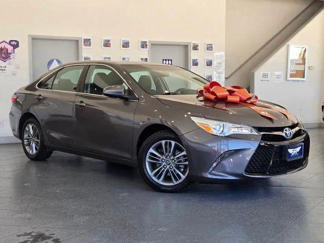2017 Toyota Camry SE for sale in Hayward, CA