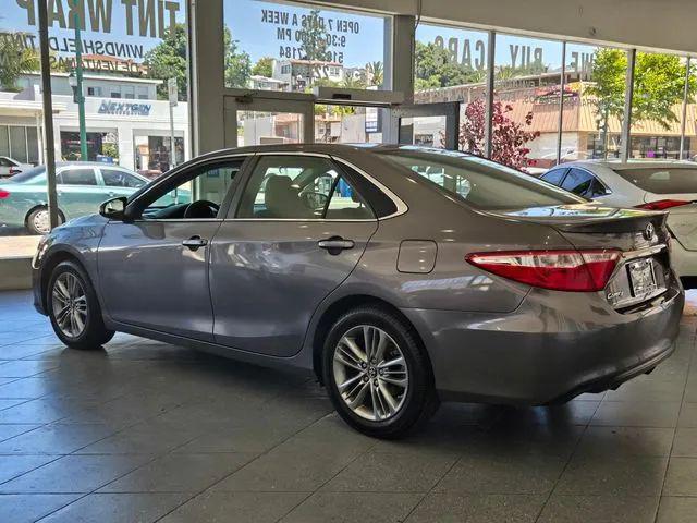 2017 Toyota Camry SE