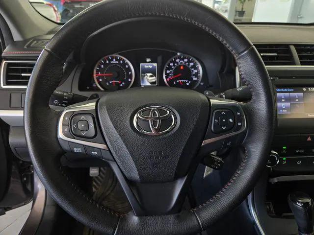 2017 Toyota Camry SE