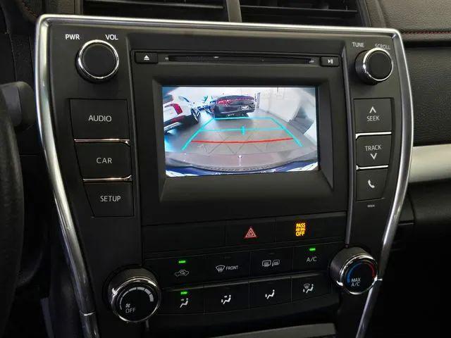 2017 Toyota Camry SE
