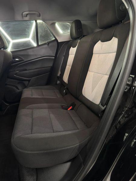 2025 Chevrolet Trax FWD LS