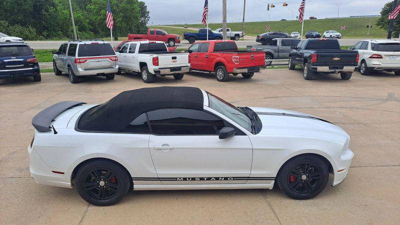 2014 Ford Mustang V6
