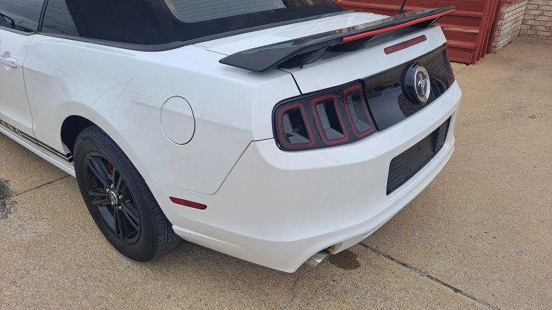 2014 Ford Mustang V6