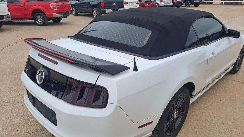 2014 Ford Mustang V6