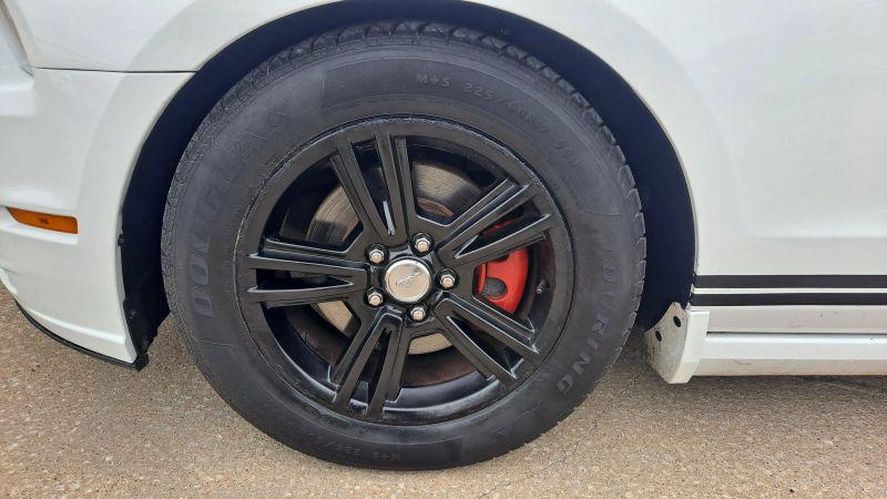 2014 Ford Mustang V6