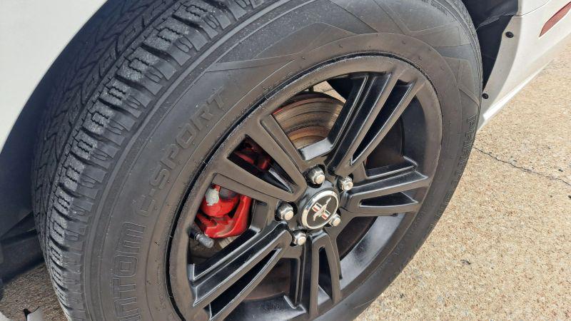 2014 Ford Mustang V6