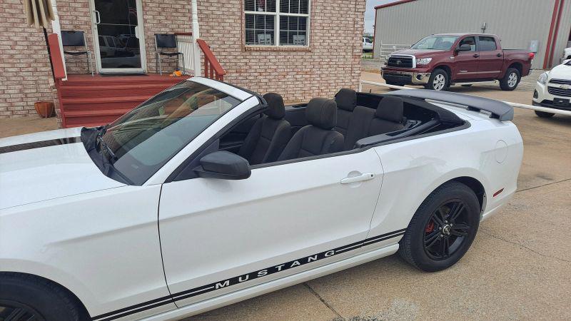 2014 Ford Mustang V6