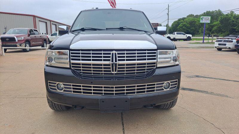2013 Lincoln Navigator Base