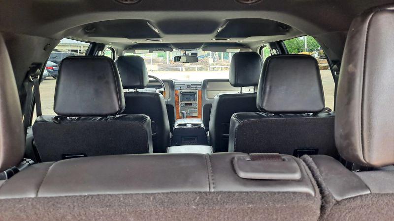 2013 Lincoln Navigator Base