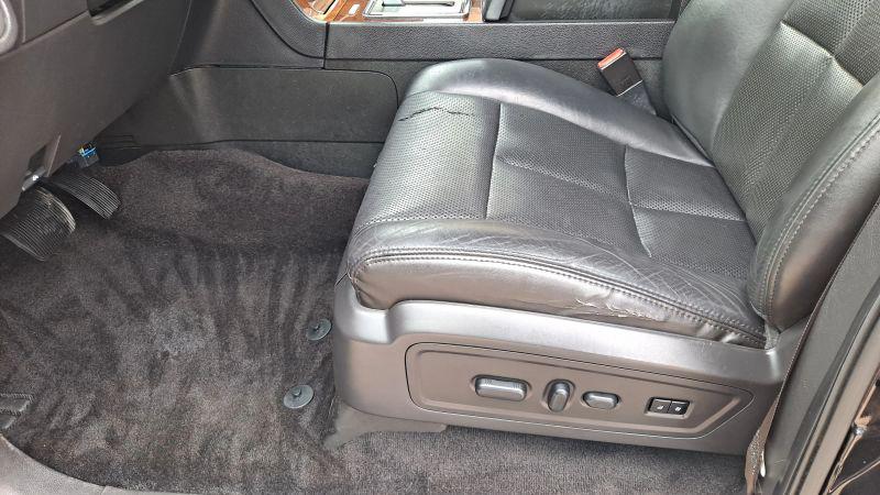 2013 Lincoln Navigator Base