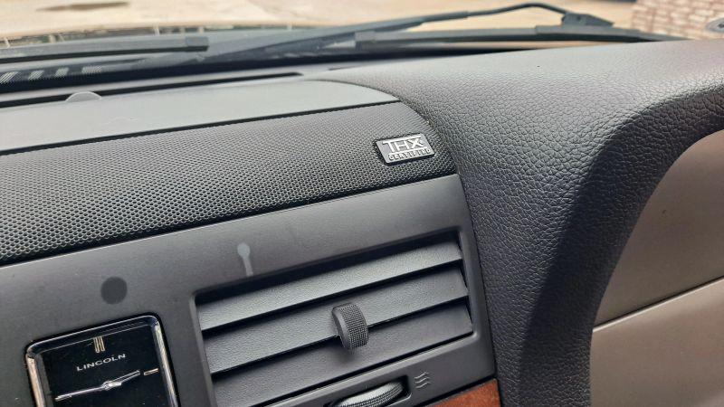 2013 Lincoln Navigator Base