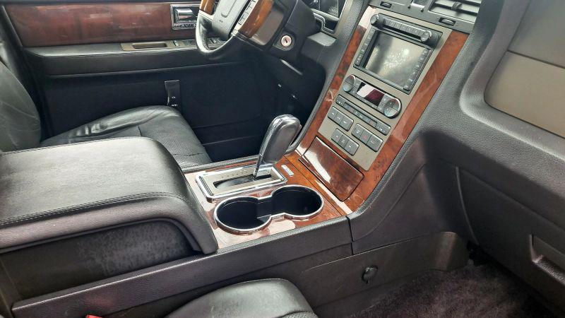 2013 Lincoln Navigator Base