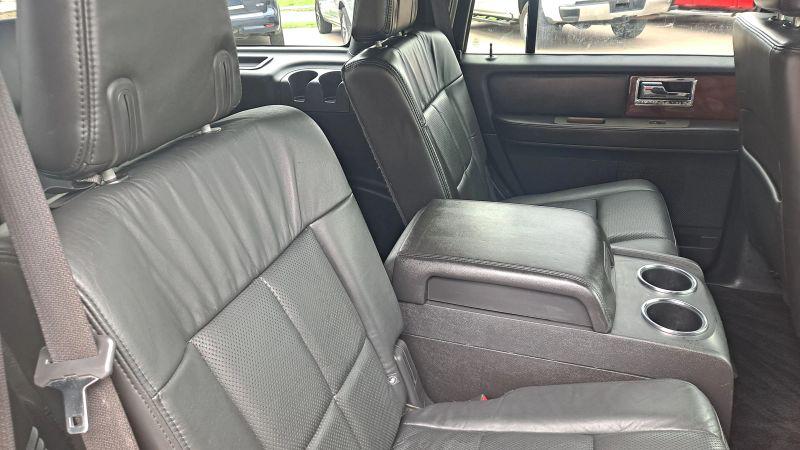 2013 Lincoln Navigator Base