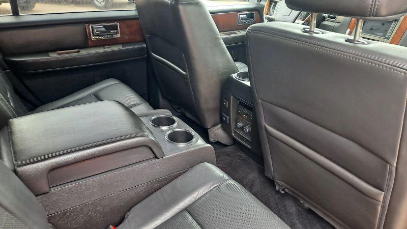 2013 Lincoln Navigator Base