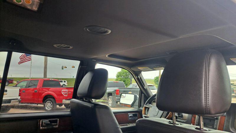 2013 Lincoln Navigator Base