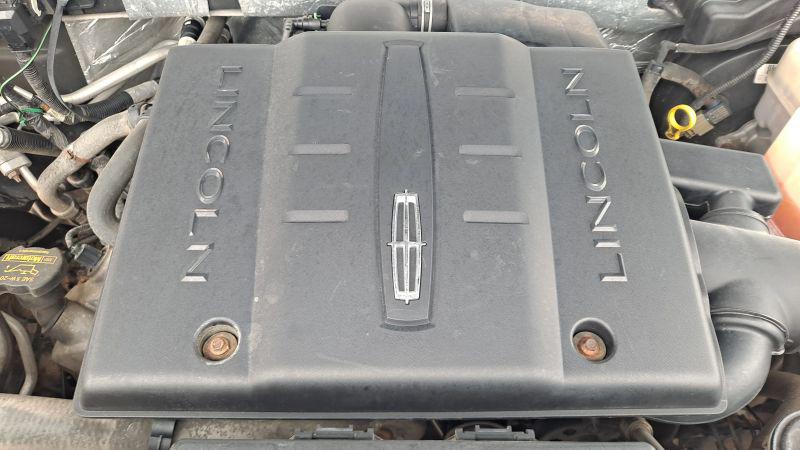 2013 Lincoln Navigator Base