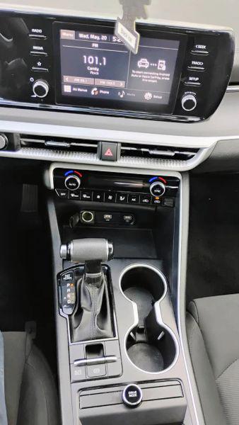 2022 Kia K5 LXS