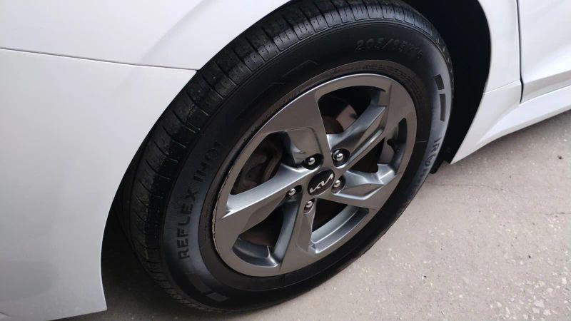 2022 Kia K5 LXS