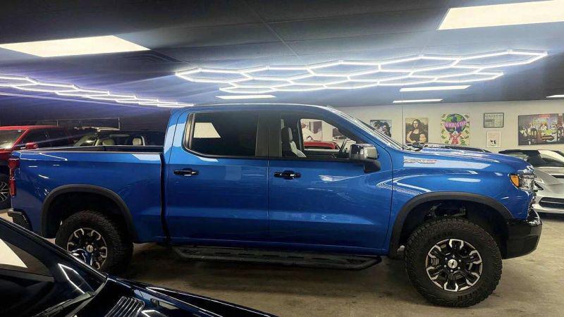 2022 Chevrolet Silverado 1500 4WD Crew Cab Short Bed ZR2