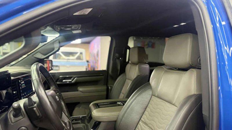 2022 Chevrolet Silverado 1500 4WD Crew Cab Short Bed ZR2