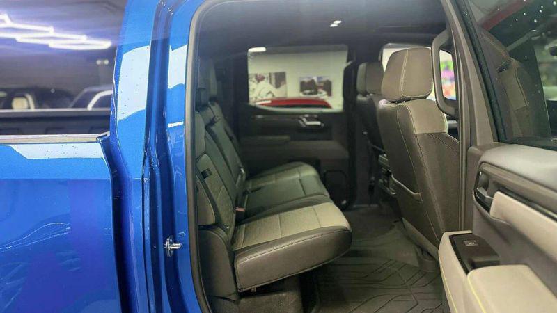2022 Chevrolet Silverado 1500 4WD Crew Cab Short Bed ZR2