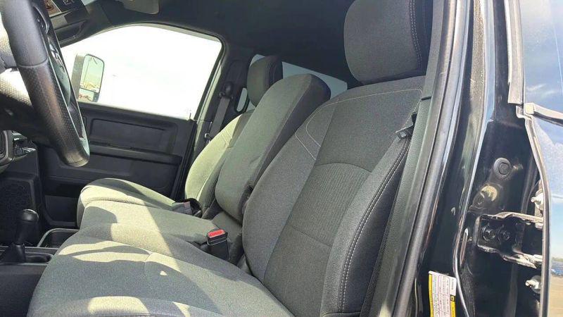 2021 Ram 3500 Tradesman Crew Cab 4x4 8' Box