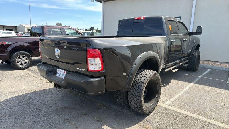 2021 Ram 3500 Tradesman Crew Cab 4x4 8' Box