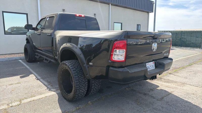 2021 Ram 3500 Tradesman Crew Cab 4x4 8' Box