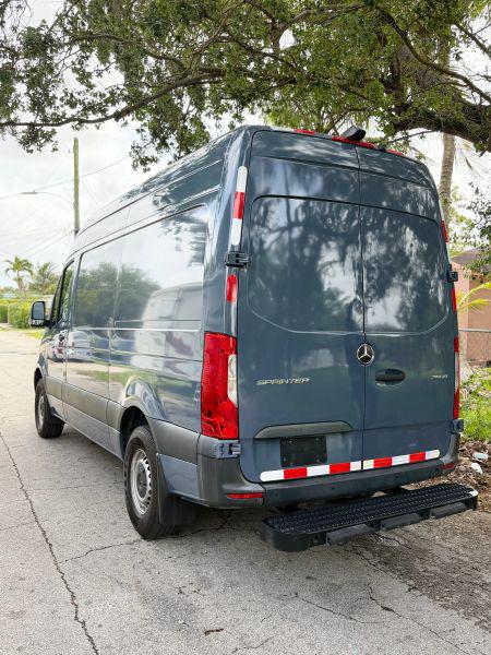 2019 Mercedes-Benz Sprinter 2500 High Roof V6