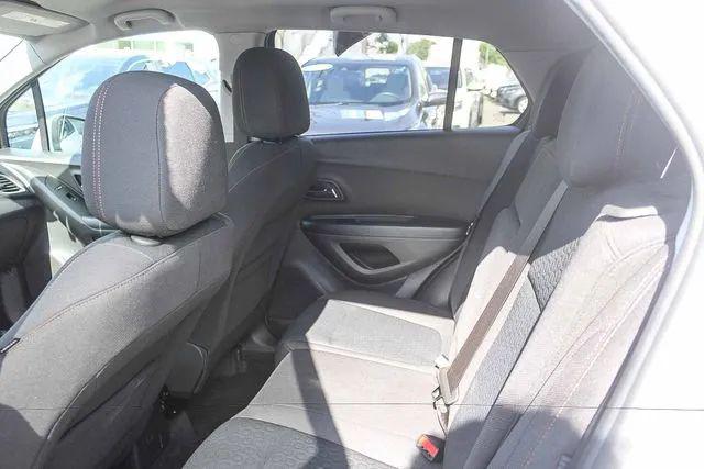 2022 Chevrolet Trax FWD LS