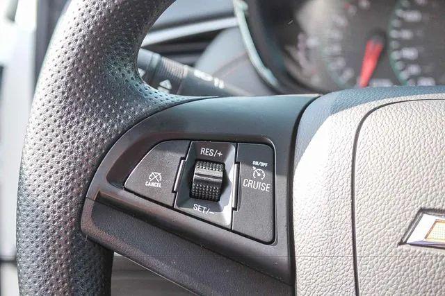 2022 Chevrolet Trax FWD LS