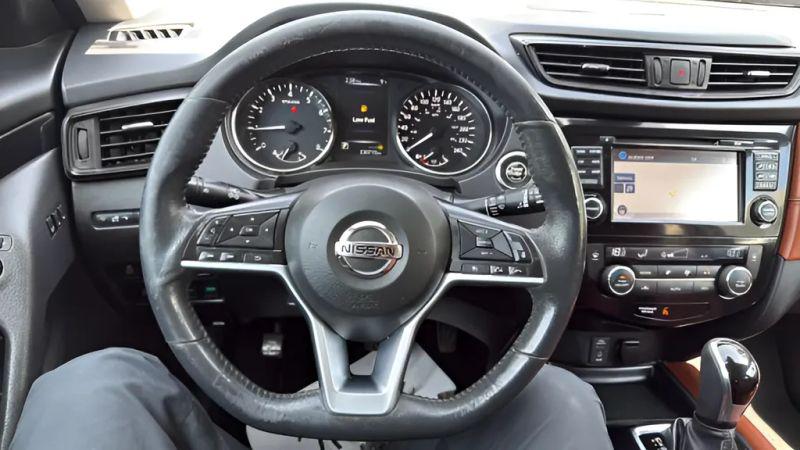 2017 Nissan Rogue SL