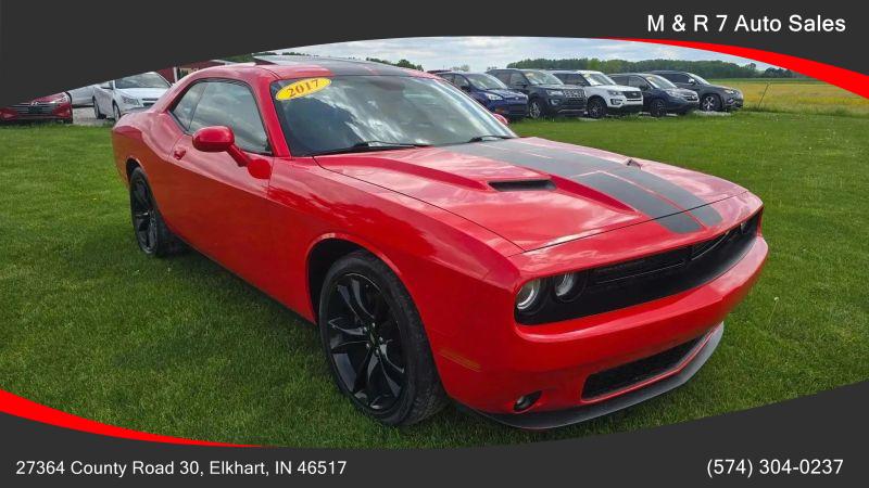 2017 Dodge Challenger SXT Plus