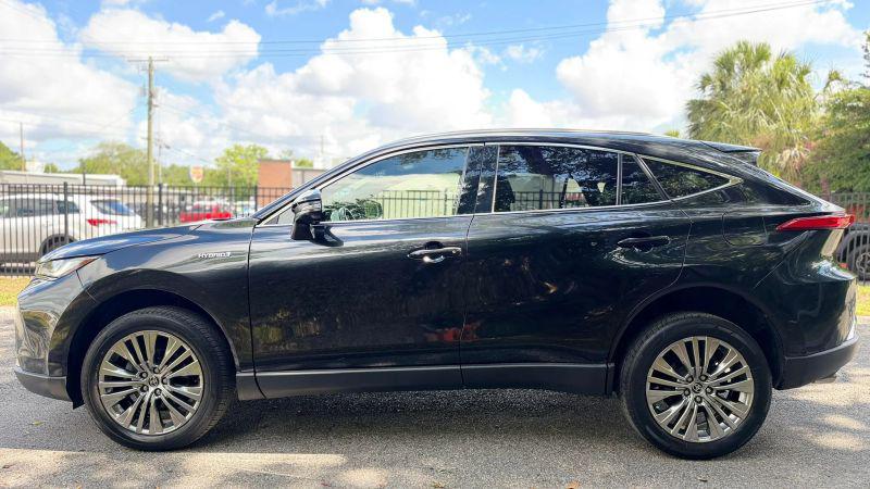 2021 Toyota Venza XLE