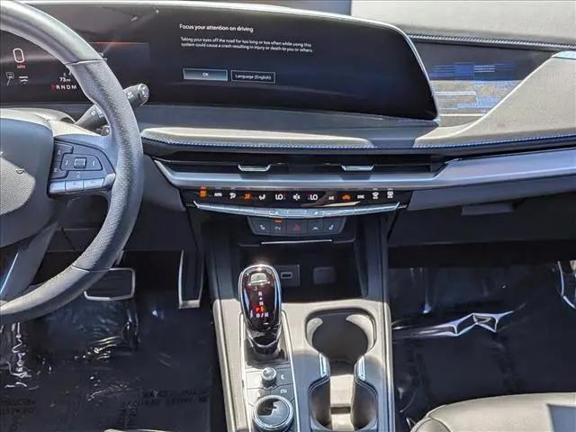 2025 Cadillac XT4 FWD Sport