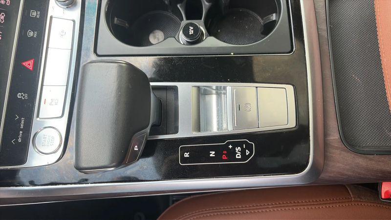 2019 Audi Q8 55 Premium
