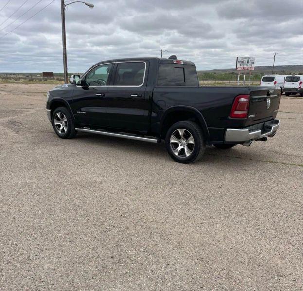 2019 Ram 1500 Laramie Crew Cab 4x4 5'7" Box