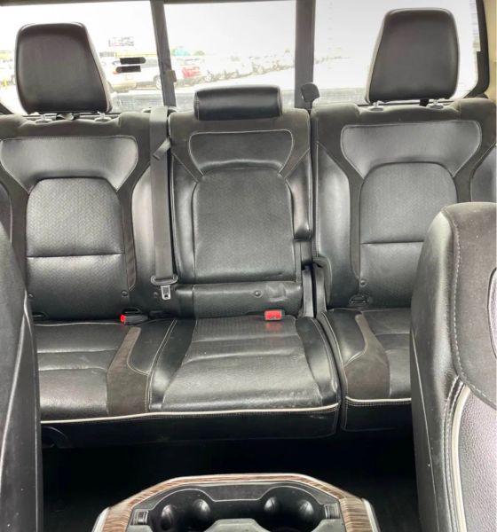 2019 Ram 1500 Laramie Crew Cab 4x4 5'7" Box