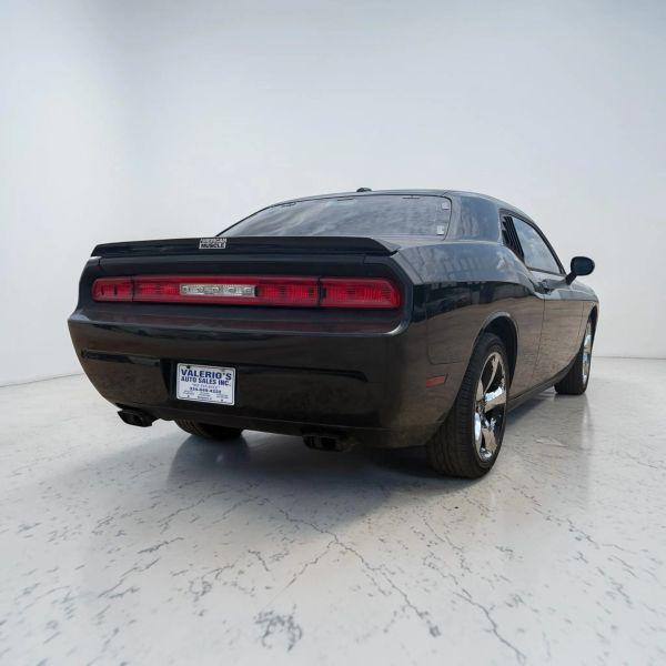 2014 Dodge Challenger SXT