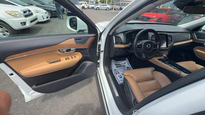 2016 Volvo XC90 T6 Inscription