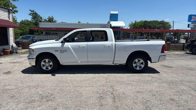 2019 Ram 1500 Classic SLT Crew Cab 4x2 6'4" Box