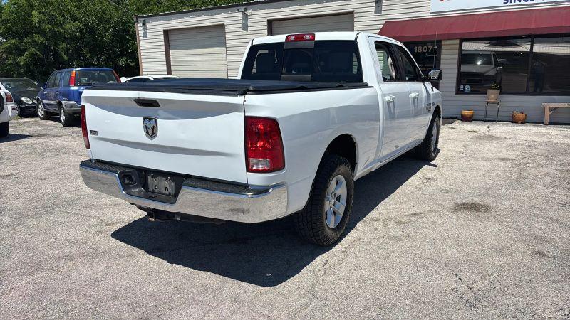 2019 Ram 1500 Classic SLT Crew Cab 4x2 6'4" Box