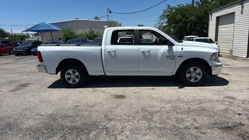 2019 Ram 1500 Classic SLT Crew Cab 4x2 6'4" Box