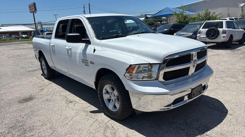 2019 Ram 1500 Classic SLT Crew Cab 4x2 6'4" Box