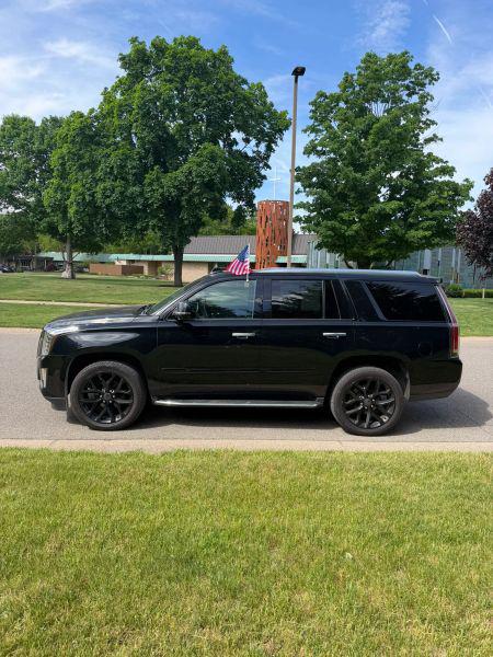 2020 Cadillac Escalade 4WD Luxury