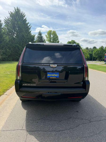 2020 Cadillac Escalade 4WD Luxury